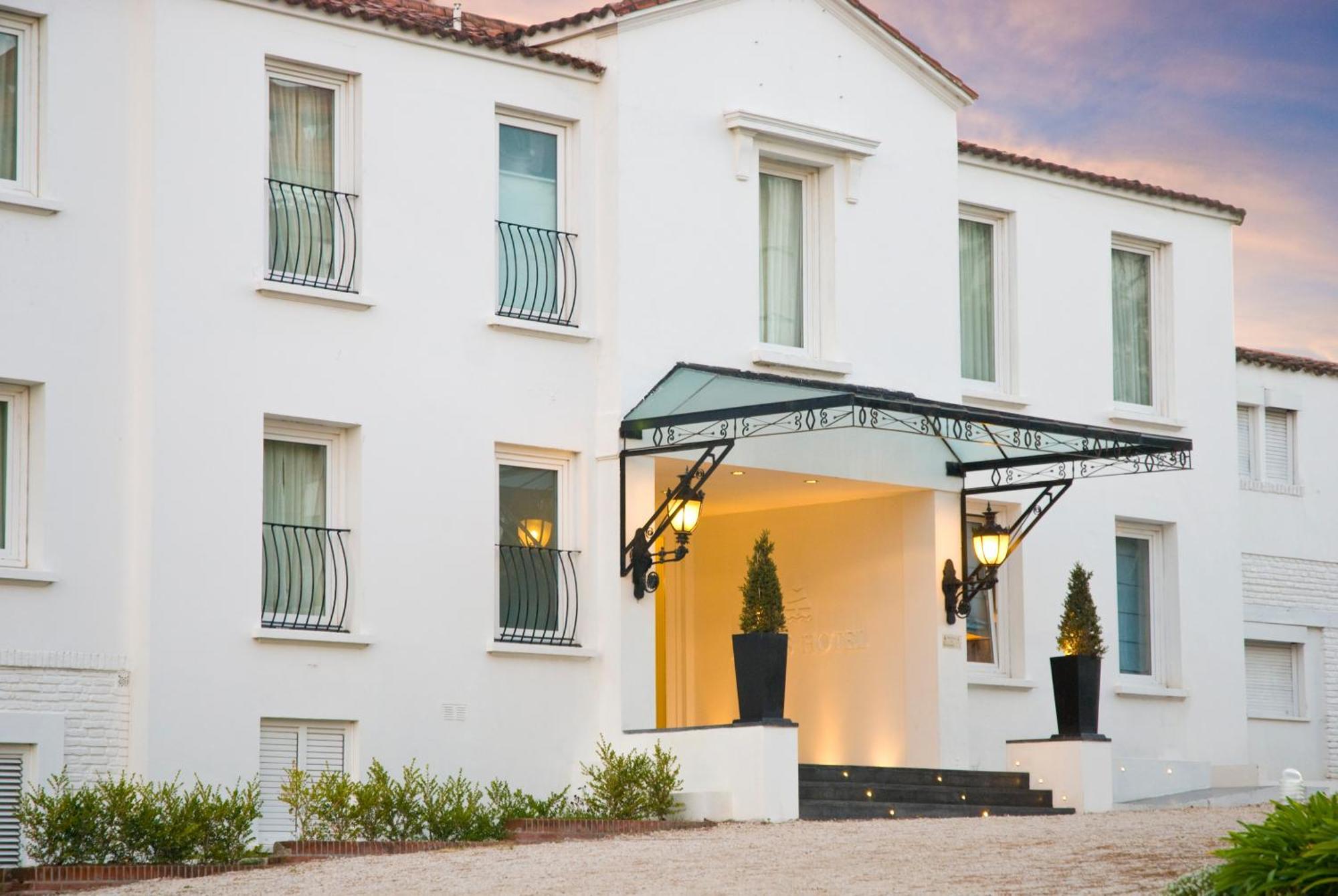 Playas Art Hotel Пинамар Екстериор снимка